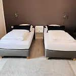 Nah Wohnen In * وبرتال